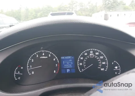 2010 Hyundai Genesis 4.6 z USA, uszkodzony, nr VIN KMHGC4DF8AU080830